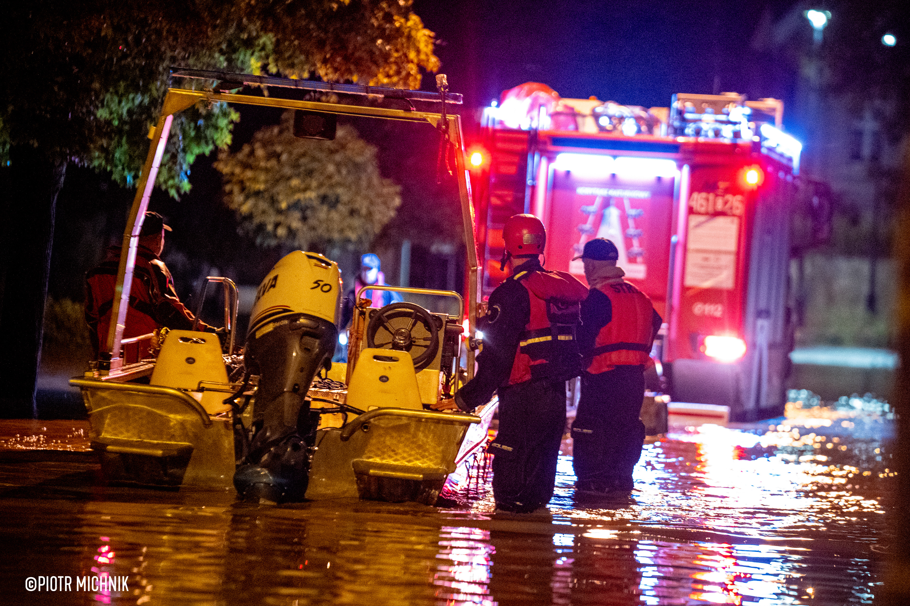 Boat in flooding